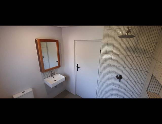 1 BEDROOM PROPERTY TO RENT IN CONSTANTIA PARK